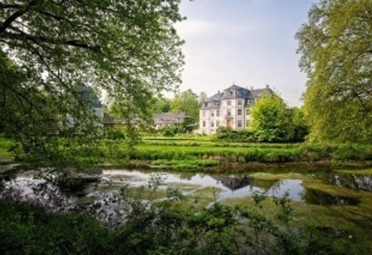 Dans les situations où des terrains entourent un bâtiment d'habitation - qu'il s'agisse d'un château ou d'une maison plus modeste - il est crucial d'être clair sur l'objet de la convention.
